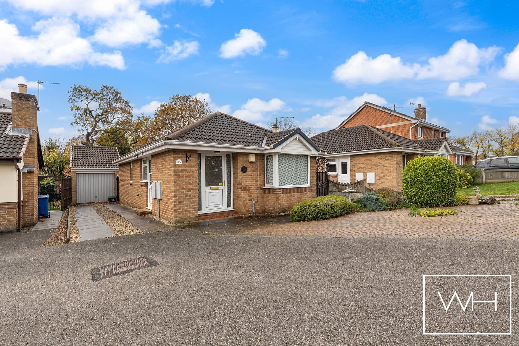 Mayfields , Scawthopre , Doncaster , DN5 7UA