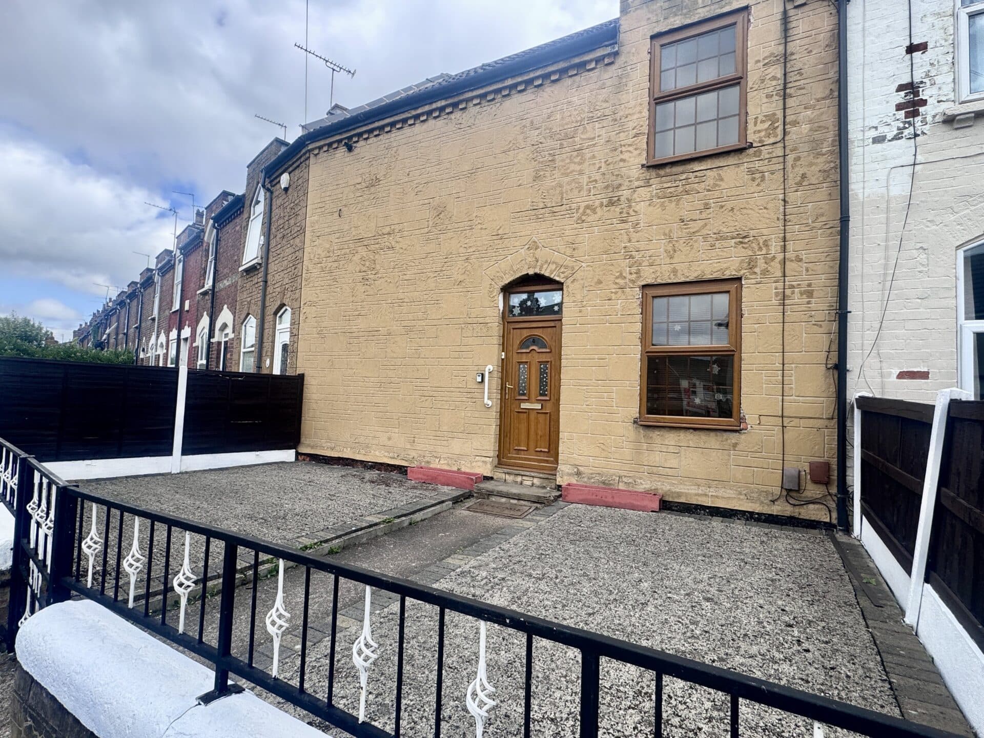 Broxholme Lane, Doncaster, DN1 2LJ