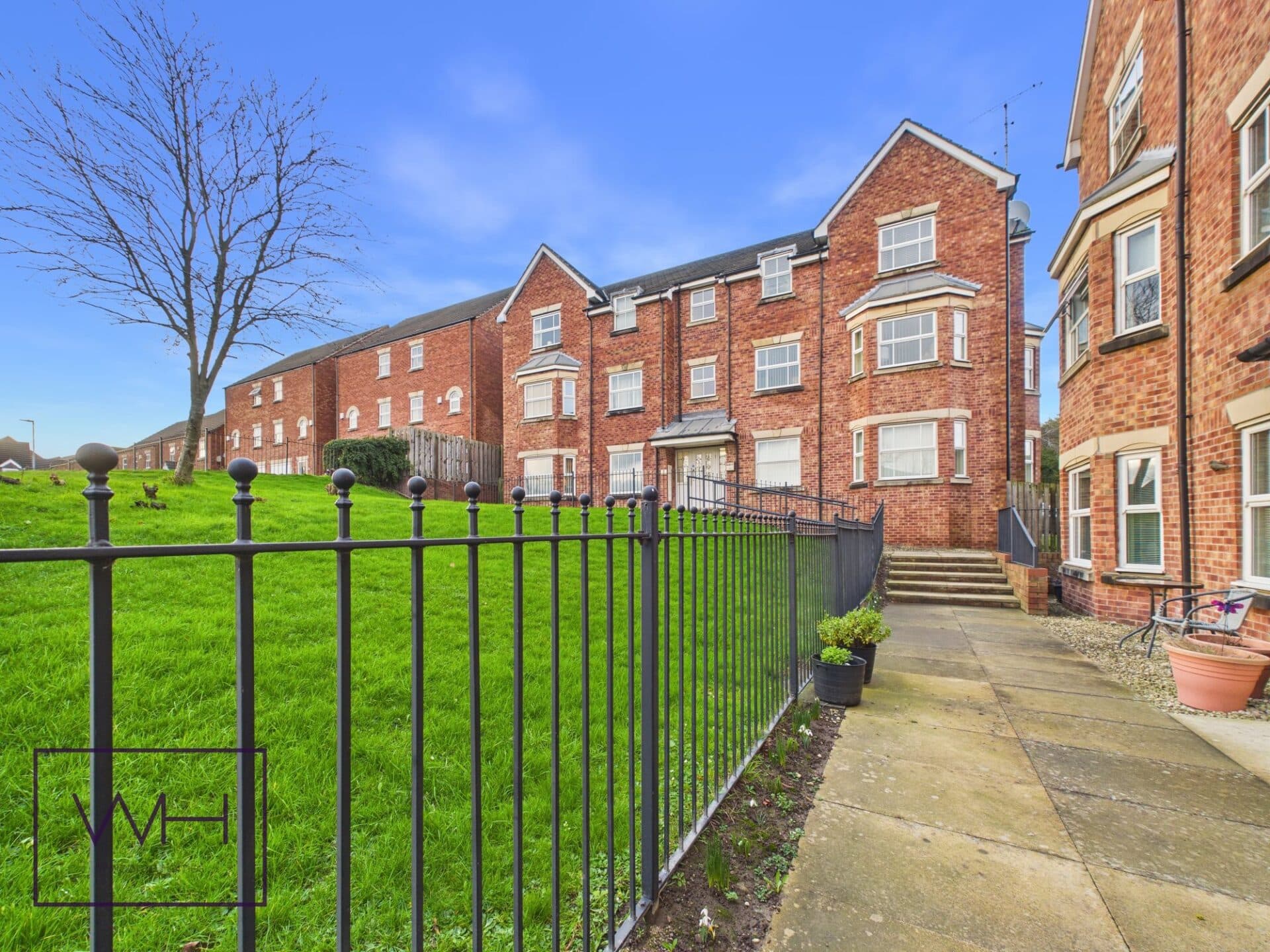 Aston Chase, Hemsworth, WF9 4RB