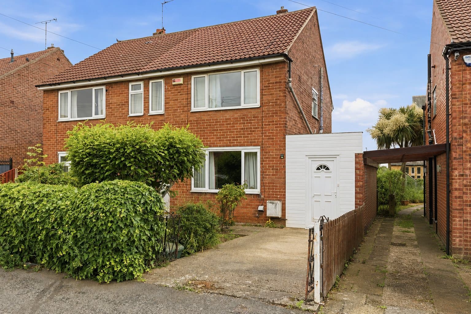 Windsor Walk, Scawsby , Doncaster, DN5 8NQ