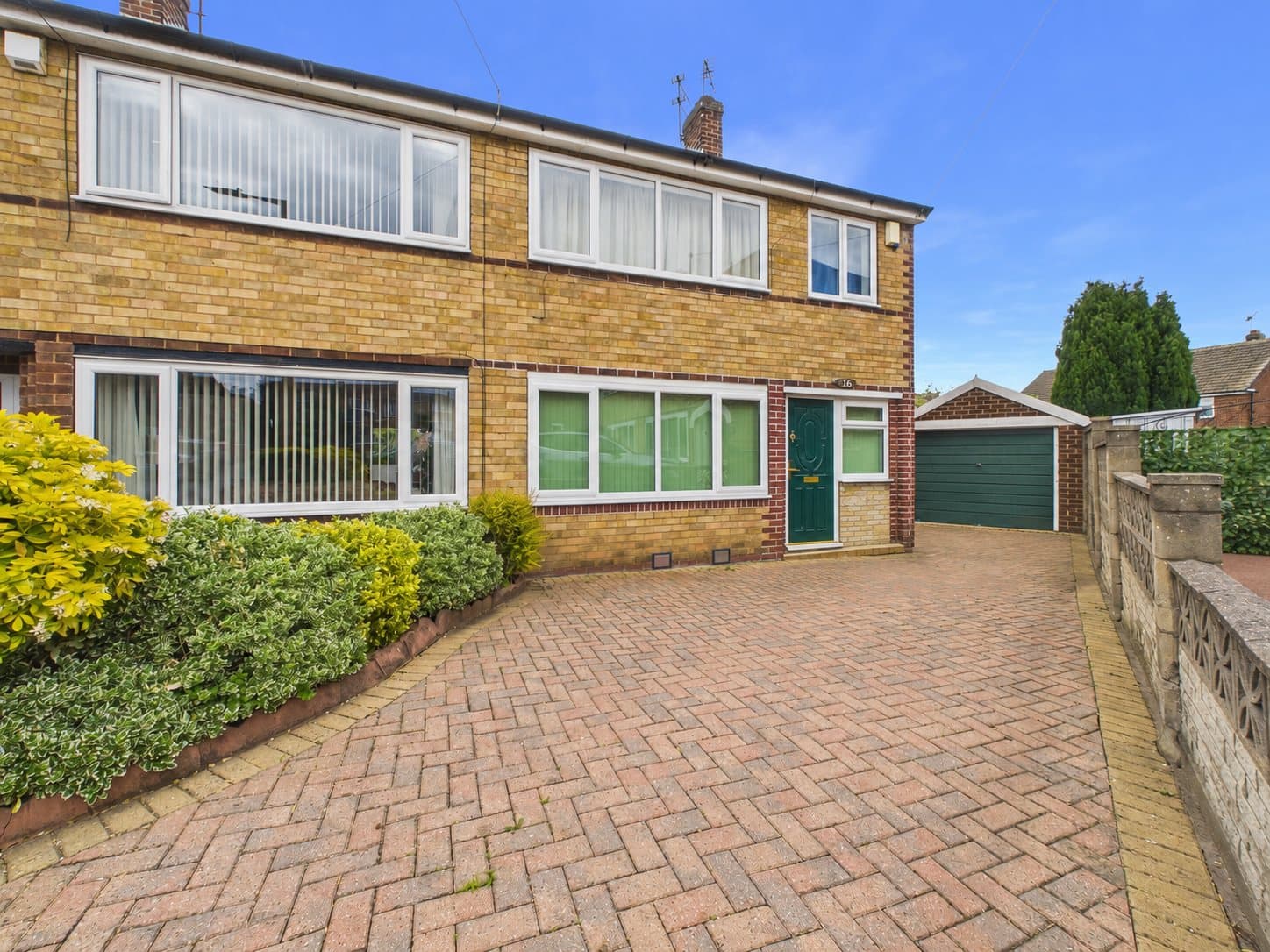 Kirkstall Close, Scawsby, DN5 8PB